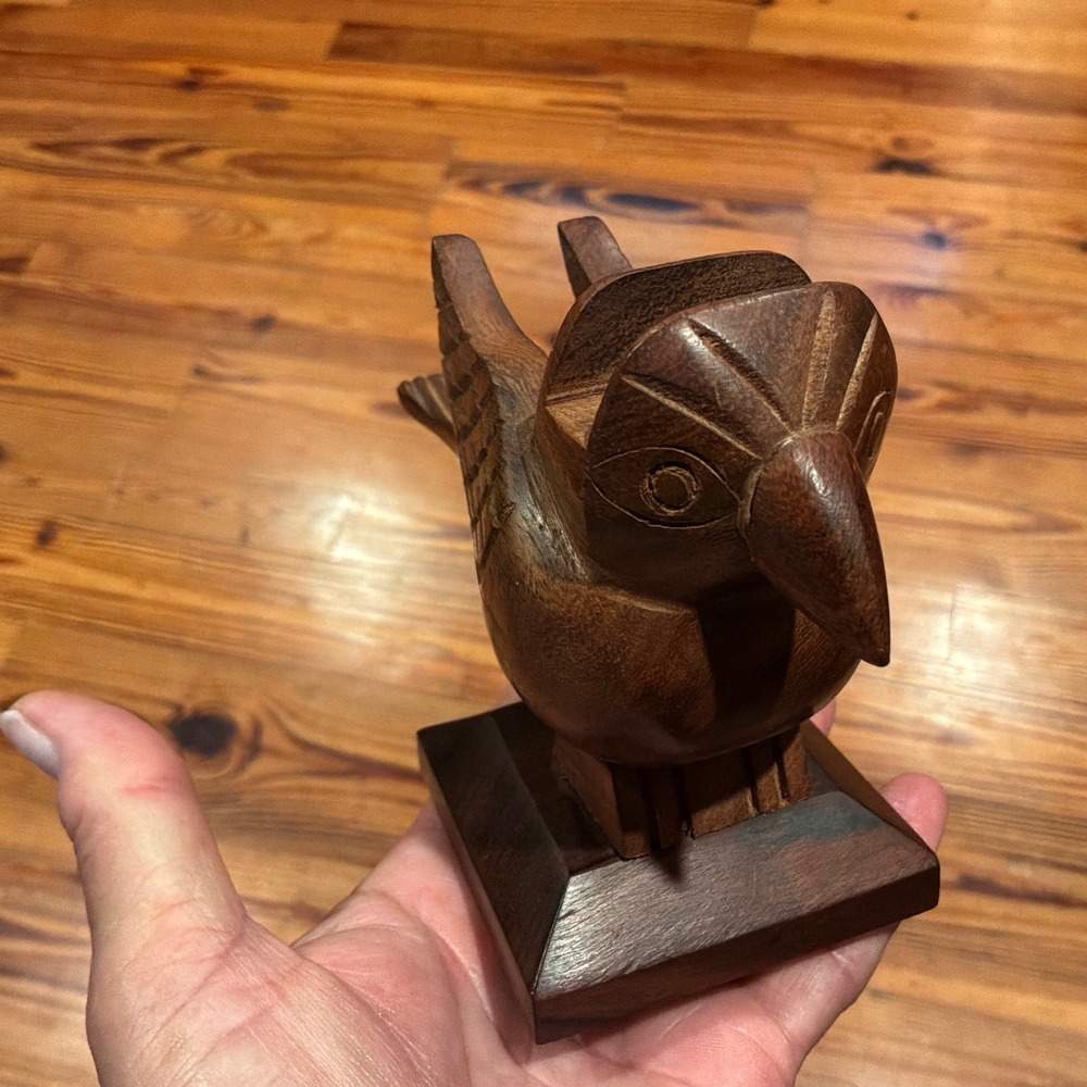 Matr Boomie Hand Carved Wood Bird Eyeglass Holder Figurine India Folk Art EUC